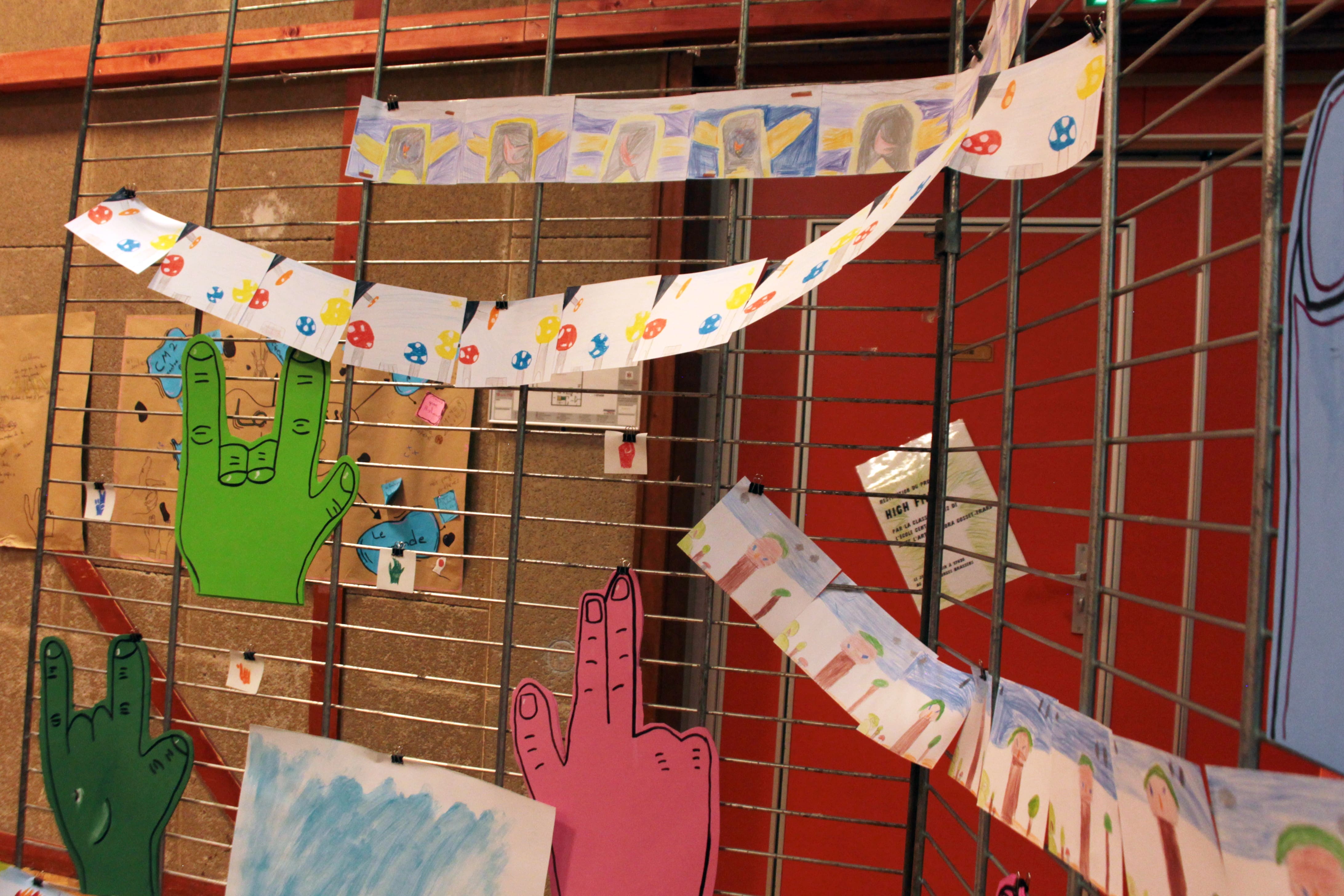 2023, Performance Dernière ligne droite ! - Fête du livre jeunesse Villeurbanne © Lucas Zambon